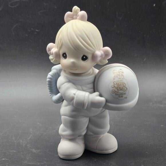 Precious Moments Astronaut Figurine 1991 The Club That's Out of This World - Picture 1 of 7